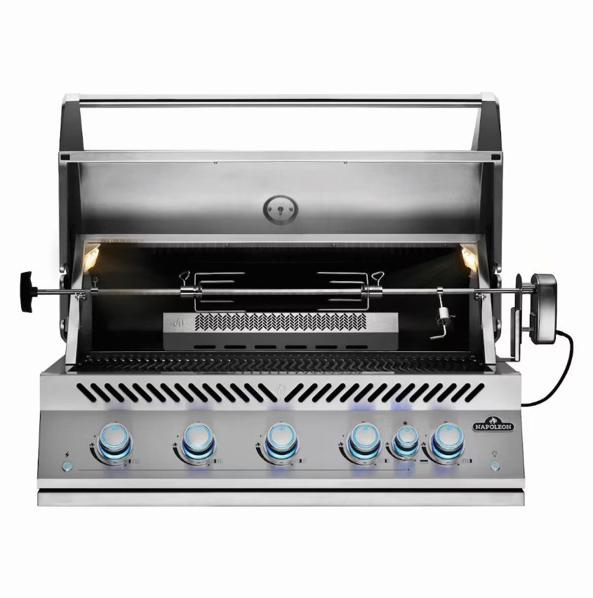 Napoleon 700 Series 38-Inch Built-In Natural Gas Grill